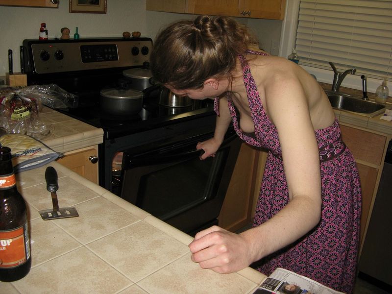 JesusRaves Amateur Nipple Slips (143).jpg